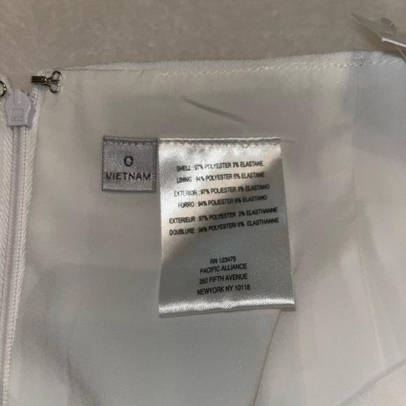 Tahari White Blazer and Skirt Set belted - Picture 14 of 16